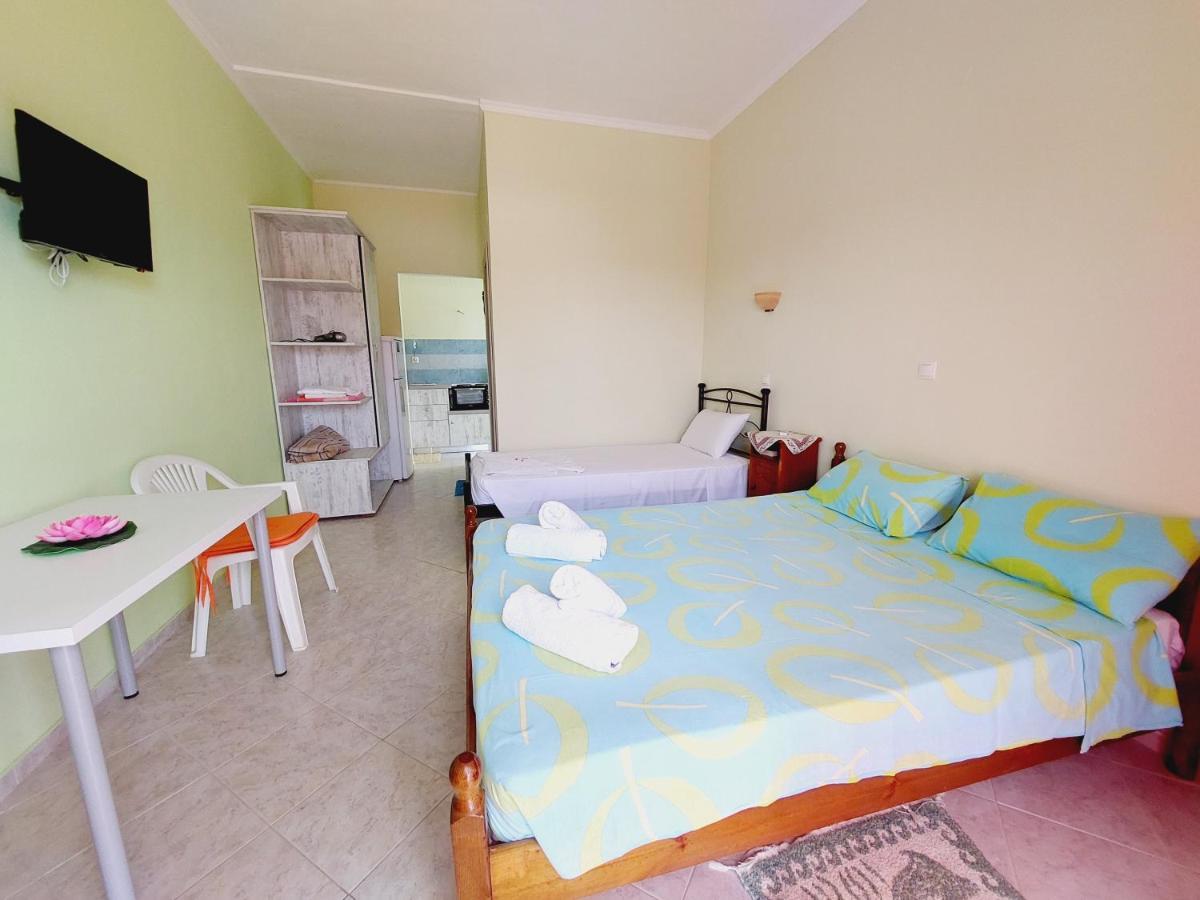 Leta Apartments Agios Georgios  Exterior photo