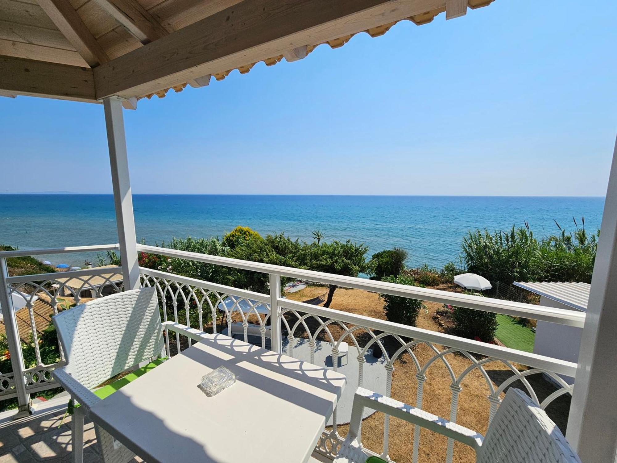 Leta Apartments Agios Georgios  Exterior photo